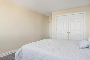 4800 S Lake Park Ave, Chicago, IL 60615 - Photo 13