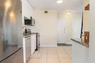 4800 S Lake Park Ave, Chicago, IL 60615 - Photo 5