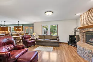 2433 Smalley Ct, West Dundee, IL 60118 - Photo 7