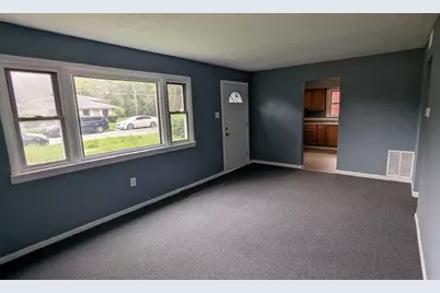 14136 S Hoxie Avenue, Burnham, IL 60633 - Photo 3
