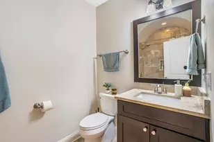 2853 N Halsted St, Chicago, IL 60657 - Photo 17