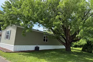 324 Cedarhaven Dr, Princeton, IL 61356 - Photo 3