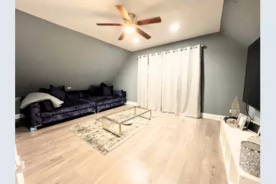 7714 S Marquette Avenue, Chicago, IL 60649 - Photo 15