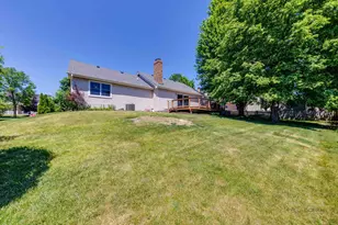 317 Wooded Knoll Dr, Cary, IL 60013 - Photo 33
