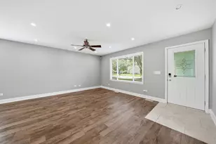 416 Ingleside Dr, Bolingbrook, IL 60490 - Photo 3