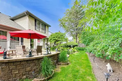 245 Southfield Drive, Vernon Hills, IL 60061 - Photo 43