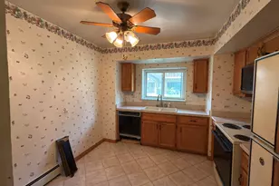 831 S Dwyer Ave, Arlington Heights, IL 60005 - Photo 9