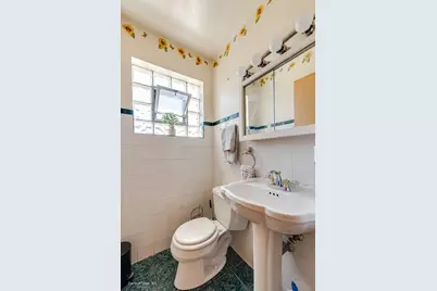 8745 S Euclid Avenue, Chicago, IL 60617 - Photo 11