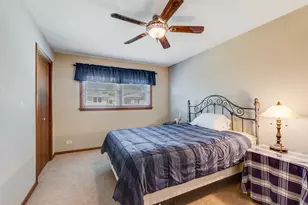 7706 Hayenga Ln, Darien, IL 60561 - Photo 15