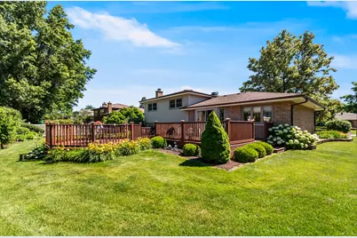 7706 Hayenga Lane, Darien, IL 60561 - Photo 21