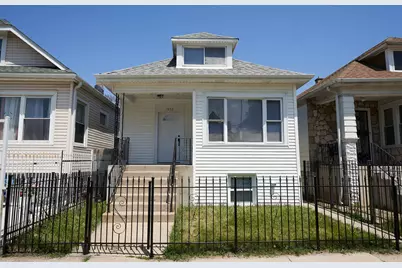 1452 W 71st Street, Chicago, IL 60636 - Photo 1