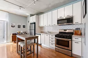 659 W Randolph St, Chicago, IL 60661 - Photo 5