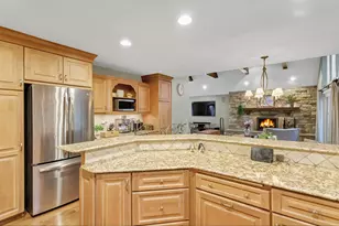985 Chapel Ct N, Glen Ellyn, IL 60137 - Photo 19