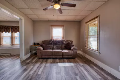 922 9th Avenue, Fulton, IL 61252 - Photo 3