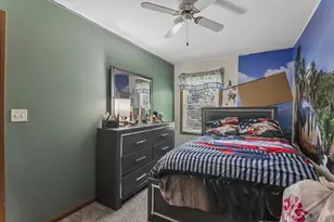 1938 N Jackson St, Waukegan, IL 60087 - Photo 15