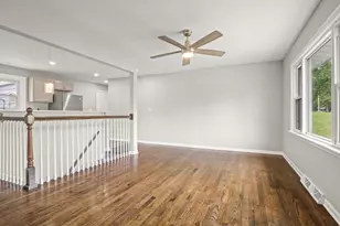 198 Winona Dr, Machesney Park, IL 61115 - Photo 3