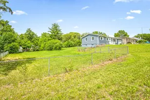 198 Winona Dr, Machesney Park, IL 61115 - Photo 33