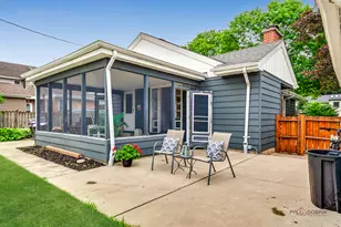 213 N Emerson St, Mount Prospect, IL 60056 - Photo 25