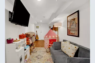 1140 N Winchester Avenue #1F, Chicago, IL 60622 - Photo 15