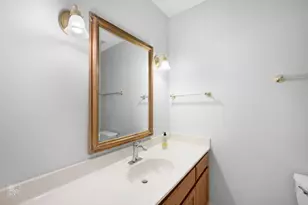 501 Wedgewood Ct, Hinsdale, IL 60521 - Photo 31