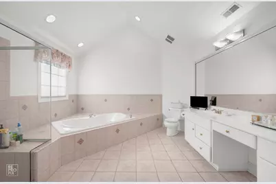 501 Wedgewood Court, Hinsdale, IL 60521 - Photo 27