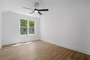 11436 S Yale Ave, Chicago, IL 60628 - Photo 15