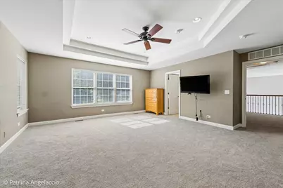 2401 Stonybrook Street, Wauconda, IL 60084 - Photo 9