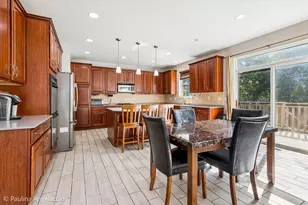 2401 Stonybrook St, Wauconda, IL 60084 - Photo 5