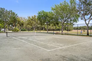1875 Bridgepointe Cir, Vero Beach, FL 32960 - Photo 25