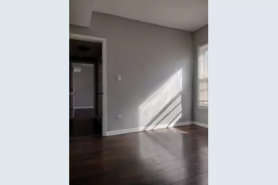 2525 E 72nd Place #2, Chicago, IL 60649 - Photo 9