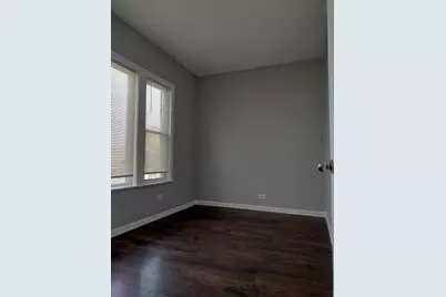 2525 E 72nd Place #2, Chicago, IL 60649 - Photo 11