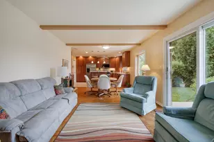 230 Yarmouth Rd, Elk Grove Village, IL 60007 - Photo 9