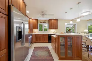 230 Yarmouth Rd, Elk Grove Village, IL 60007 - Photo 13