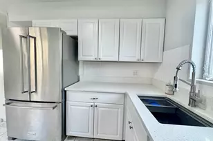 2540 W Jerome St, Chicago, IL 60645 - Photo 7