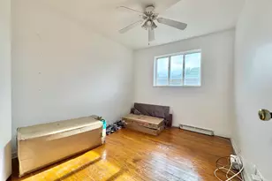 2540 W Jerome St, Chicago, IL 60645 - Photo 17