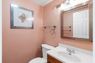 1727 W Estes Avenue #C, Chicago, IL 60626 - Photo 5