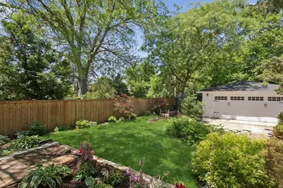 496 Longcommon Road, Riverside, IL 60546 - Photo 19