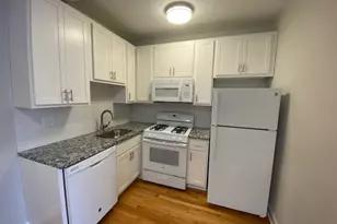 1525 W Estes Ave, Chicago, IL 60626 - Photo 11