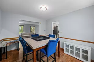 281 Tyler Ct, Libertyville, IL 60048 - Photo 11