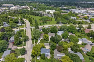 281 Tyler Ct, Libertyville, IL 60048 - Photo 35