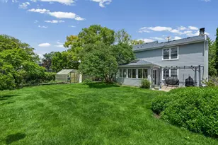 281 Tyler Ct, Libertyville, IL 60048 - Photo 29