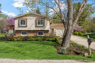 N385 Silverleaf Blvd, Wheaton, IL 60187 - Photo 37