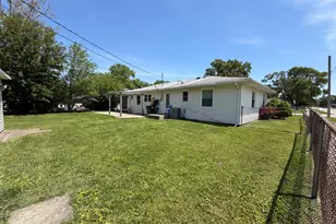 8848 Merrimac Ave, Oak Lawn, IL 60453 - Photo 3