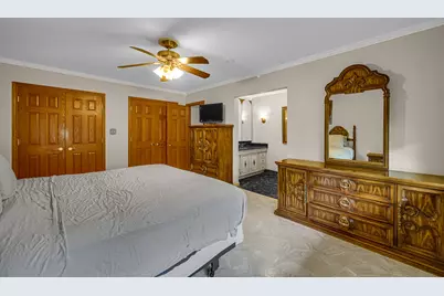 3620 Douglas Road, Downers Grove, IL 60515 - Photo 9