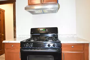 451 Marion Ave, Aurora, IL 60505 - Photo 19