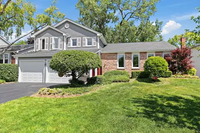 304 Carmelhead Lane, Schaumburg, IL 60193 - Photo 1