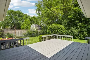 951 Grissom Trail, Elk Grove Village, IL 60007 - Photo 33