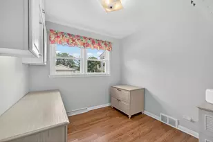5012 N Busse Ave, Chicago, IL 60656 - Photo 31