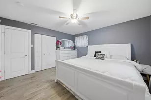 17242 Community St, Lansing, IL 60438 - Photo 9