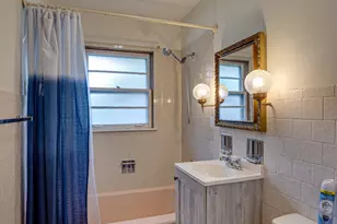 1221 N Webster St, Naperville, IL 60563 - Photo 15